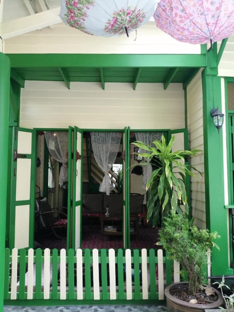 Bed and Breakfast Baan Tepa Boutique House à Bangkok Extérieur photo
