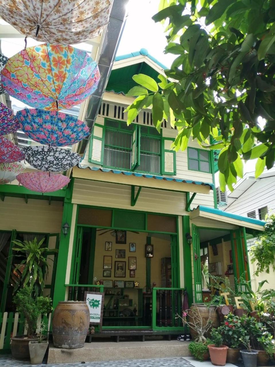 Bed and Breakfast Baan Tepa Boutique House à Bangkok Extérieur photo